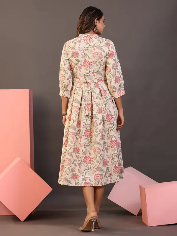 Cotton simple printed kurti in cream