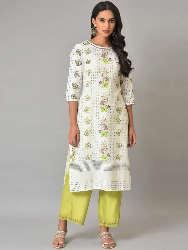 Cotton white printed women kurti