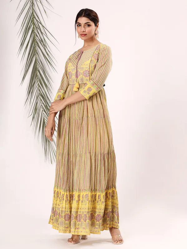 Cotton yellow printed kurti for casual