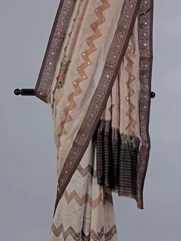 Cream and brown cotton silk saree with zigzag accents