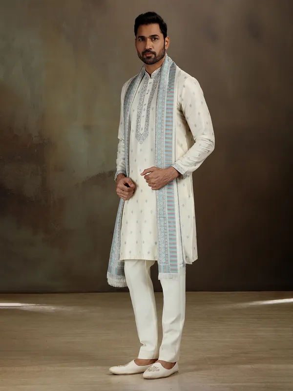 Cream banarasi silk kurta set with grace
