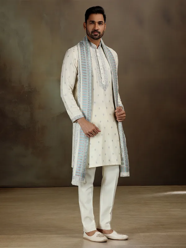 Cream banarasi silk kurta set with grace