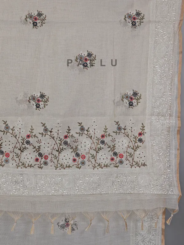 Cream cotton silk saree with embroidered elegance