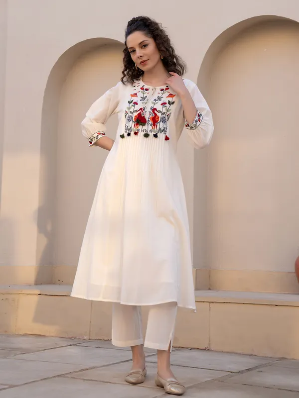 Cream cotton silk yoke style kurti with keyhole neck