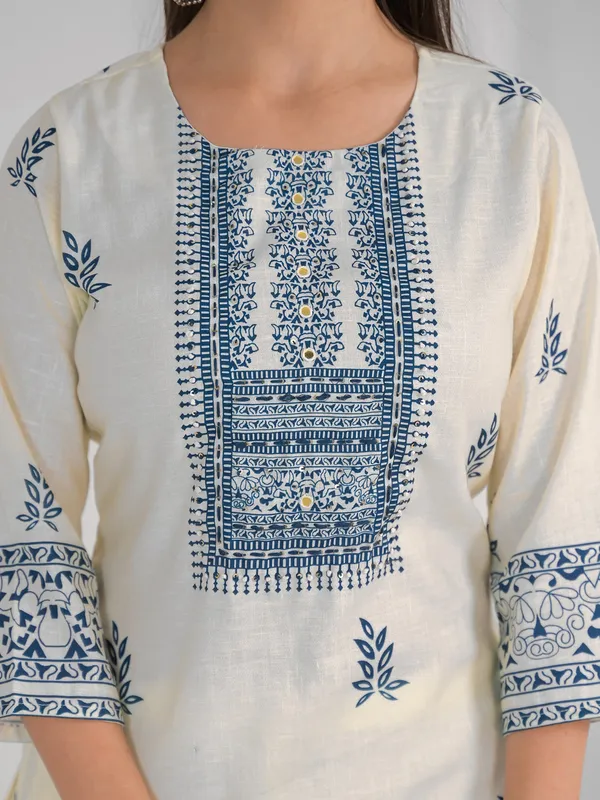 Cream cotton thread worked kurti set