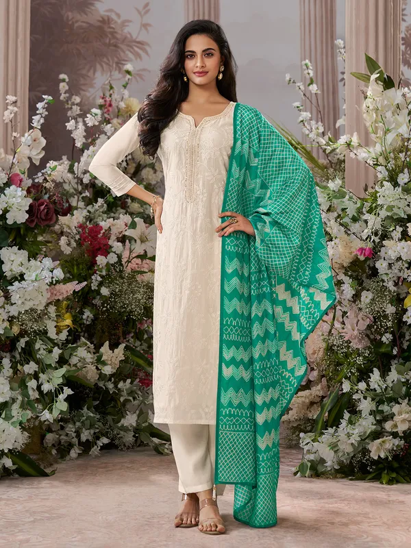 Cream embroidered cotton silk kurti set with green dupatta
