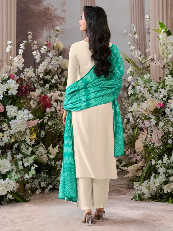 Cream embroidered cotton silk kurti set with green dupatta