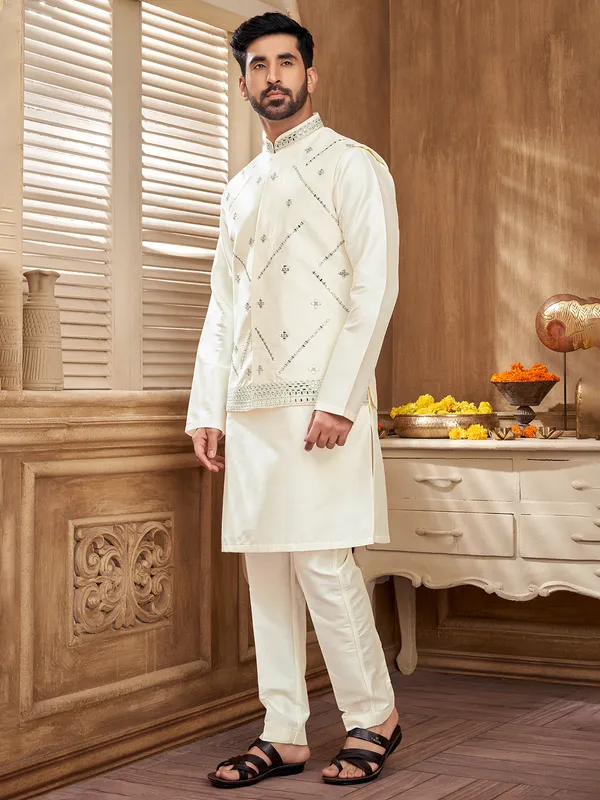 Cream embroidered waistcoat set for weddings and festivals