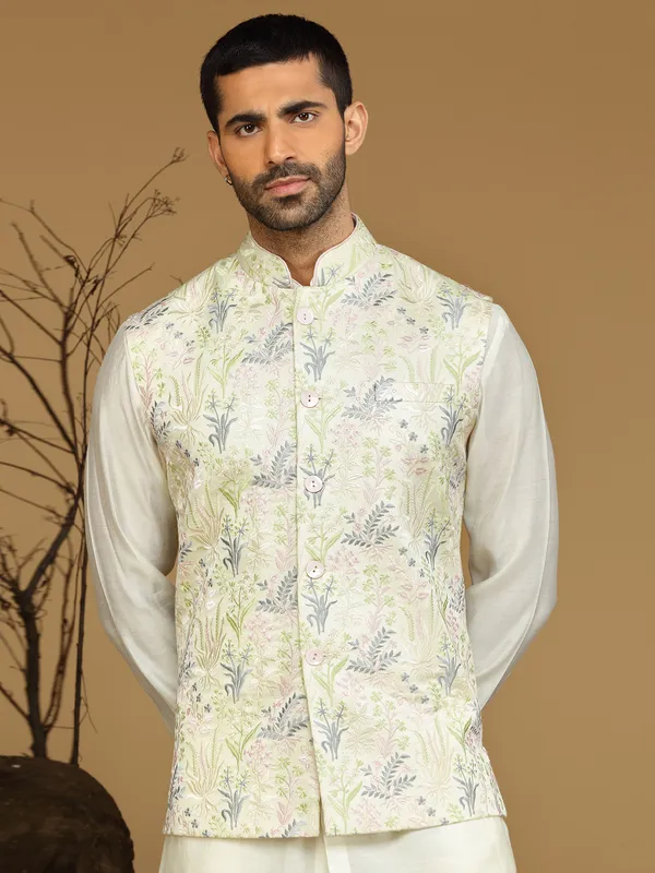 Cream embroidery waistcoat set for wedding