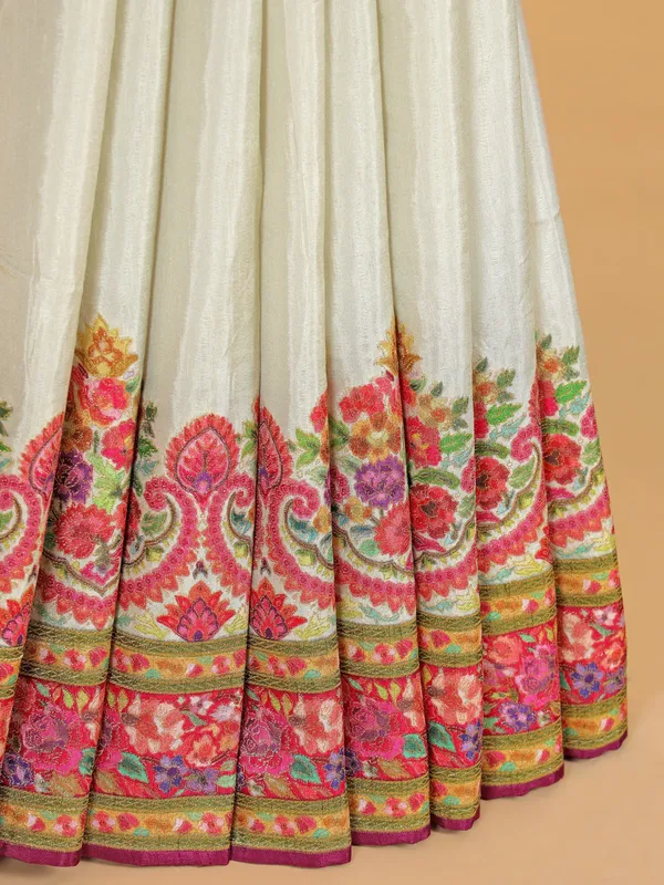 Cream festive wear saree in stunning silk