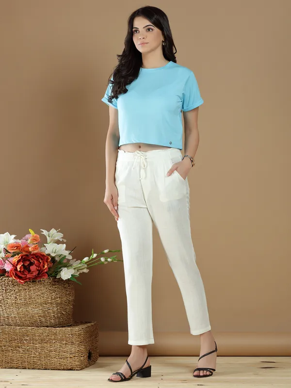 Cream hued linen casual wear plain pant