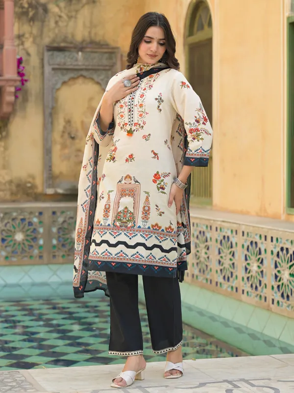 Cream peach silk printed kurti set