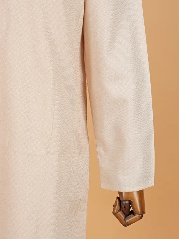 Cream plain kurta suit in cotton