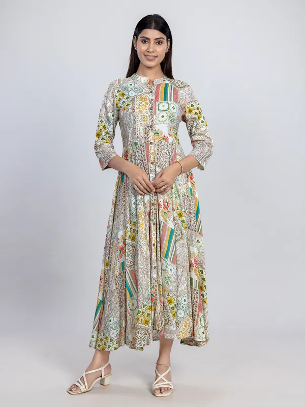 Cream printed cotton casual wear kurti with print