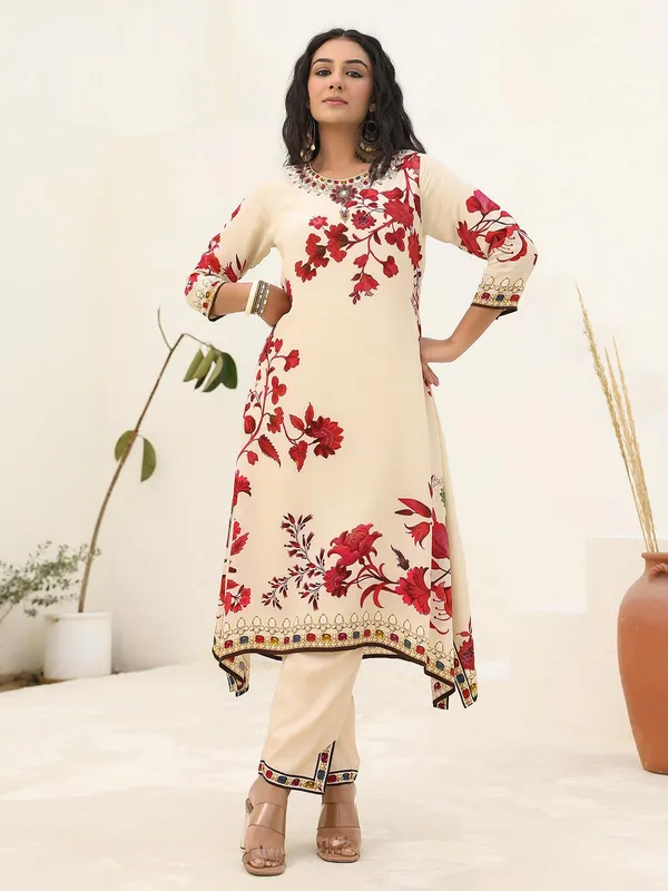 Cream printed kurti set in crepe
