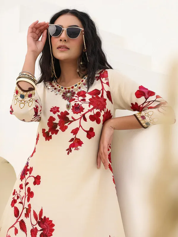 Cream printed kurti set in crepe