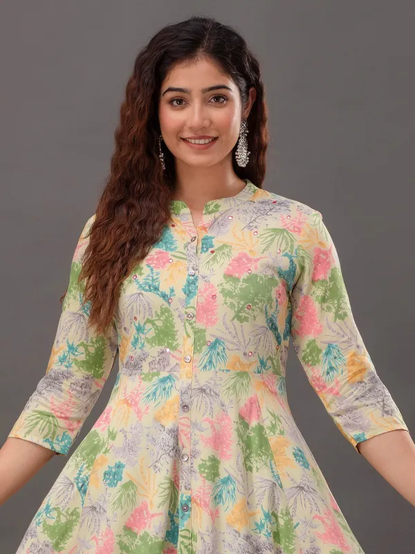 Cream printed long casual kurti in cotton