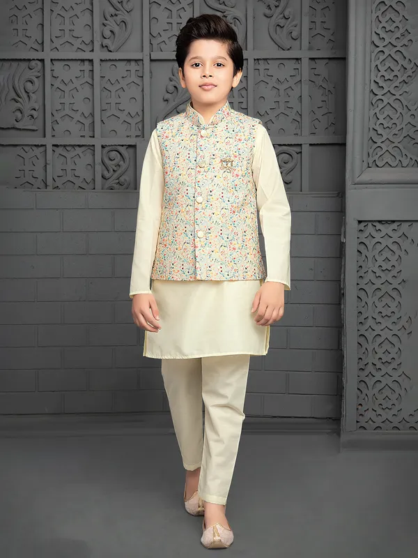 Cream printed waistcoat set in silk