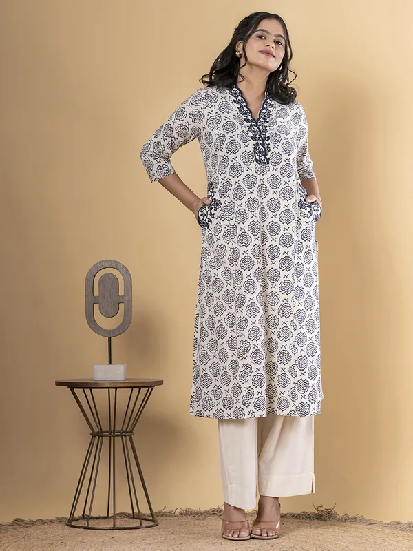 Cream printed women kurti set in cotton silk