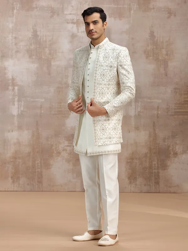 Cream silk indowestrn for reception