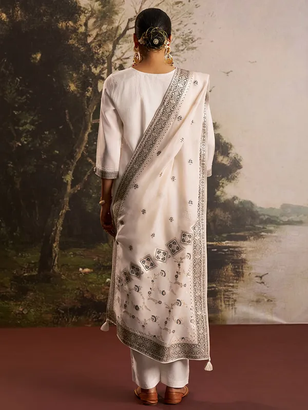 Cream silk kurti set for women