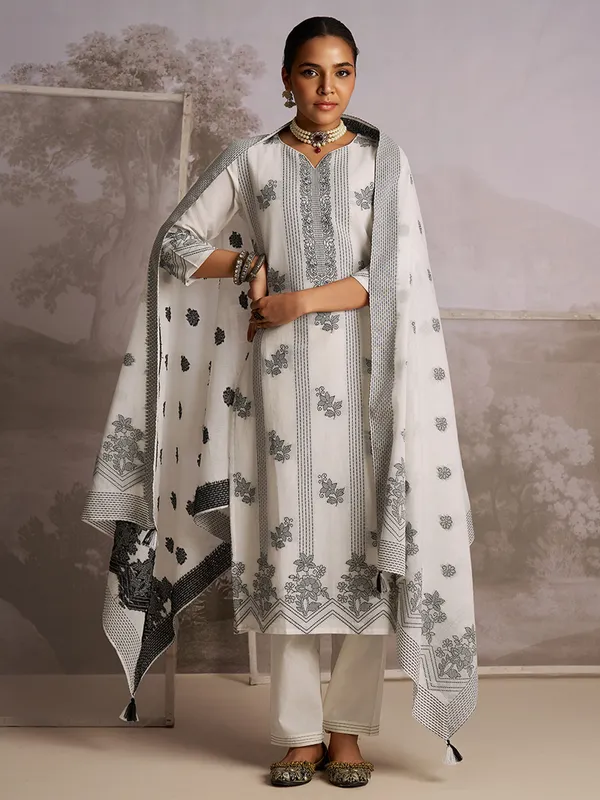 Cream silk kurti set in printed