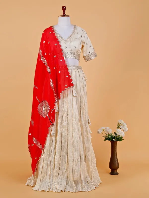 Cream silk lehenga choli with contrast dupatta