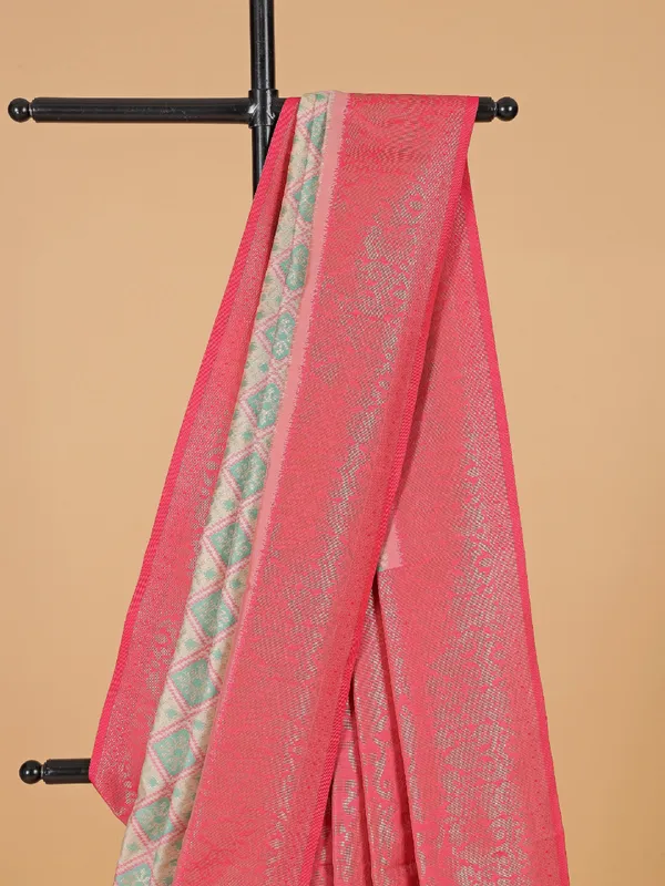 Cream silk saree with bold pallu