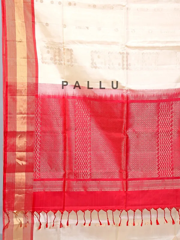 Cream silk saree with fine zari weaving for weddings