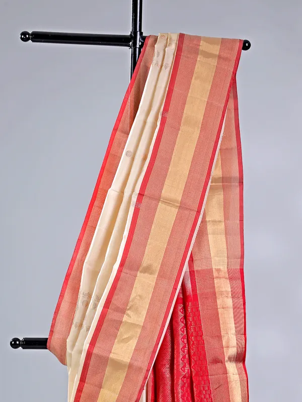 Cream silk saree with fine zari weaving for weddings