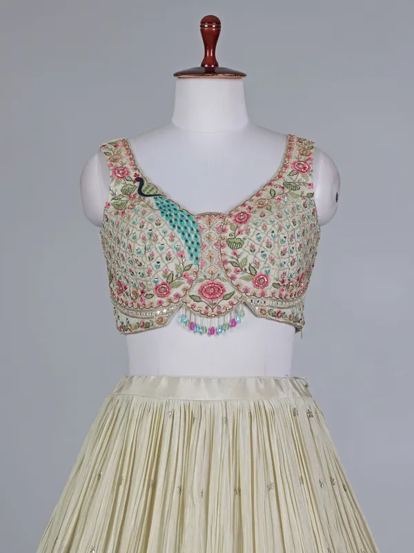 Cream silk sweetheart bridal lehenga choli