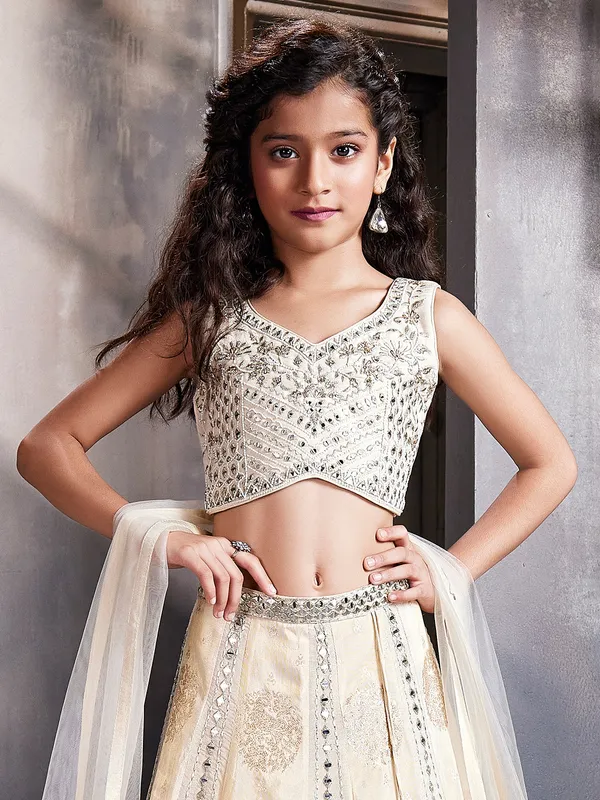 Cream silk sweetheart neck lehenga choli with dupatta