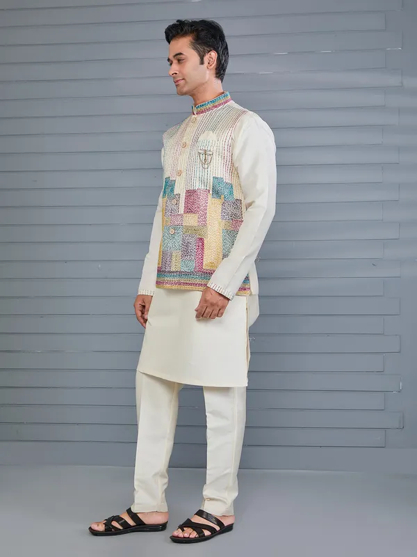 Cream silk thread work waistcoat set for wedding wear