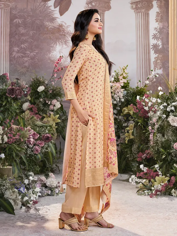 Cream silk U neck printed festive suit
