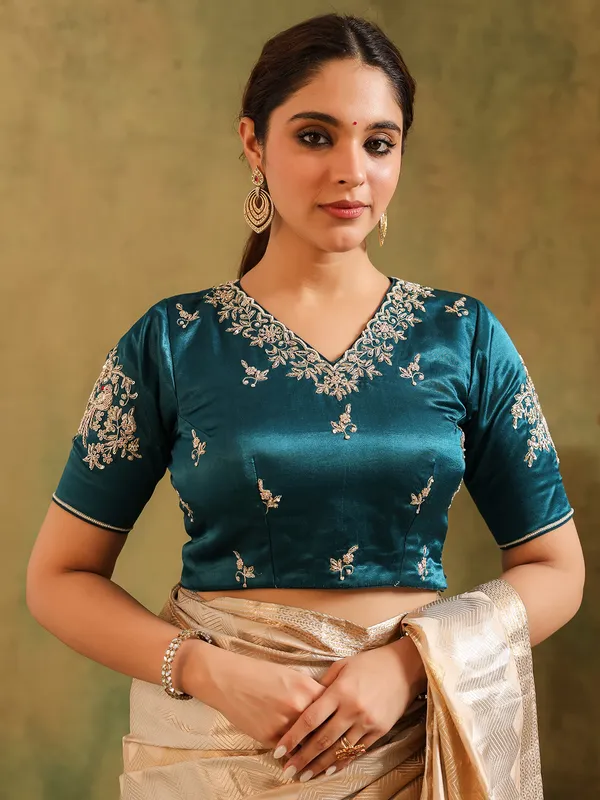Cream silk wedding wear saree for wedding