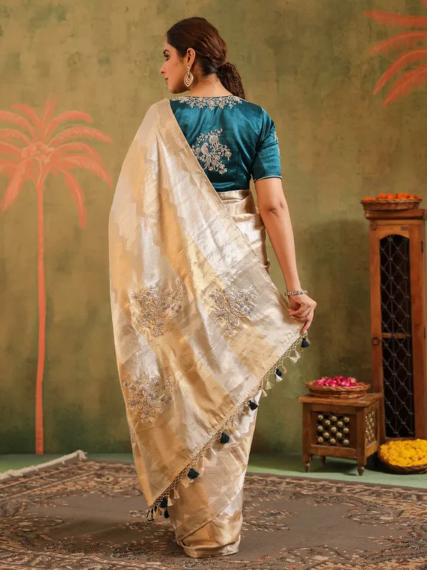 Cream silk wedding wear saree for wedding