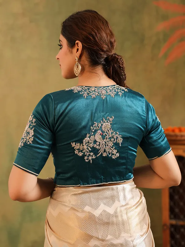 Cream silk wedding wear saree for wedding