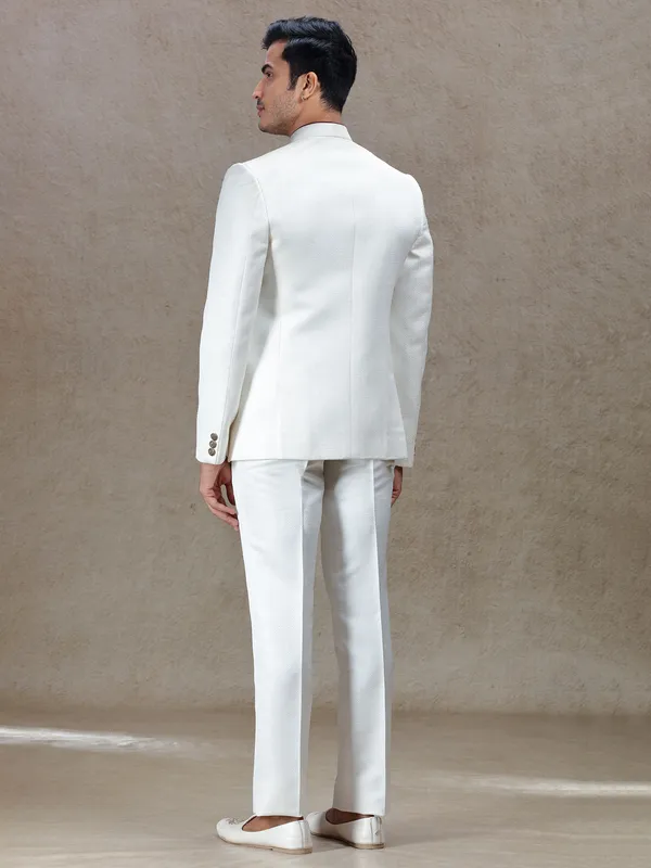 Cream textured bandh gala jodhpuri suit for men