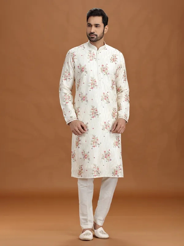 Cream viscose kurta suit with floral design