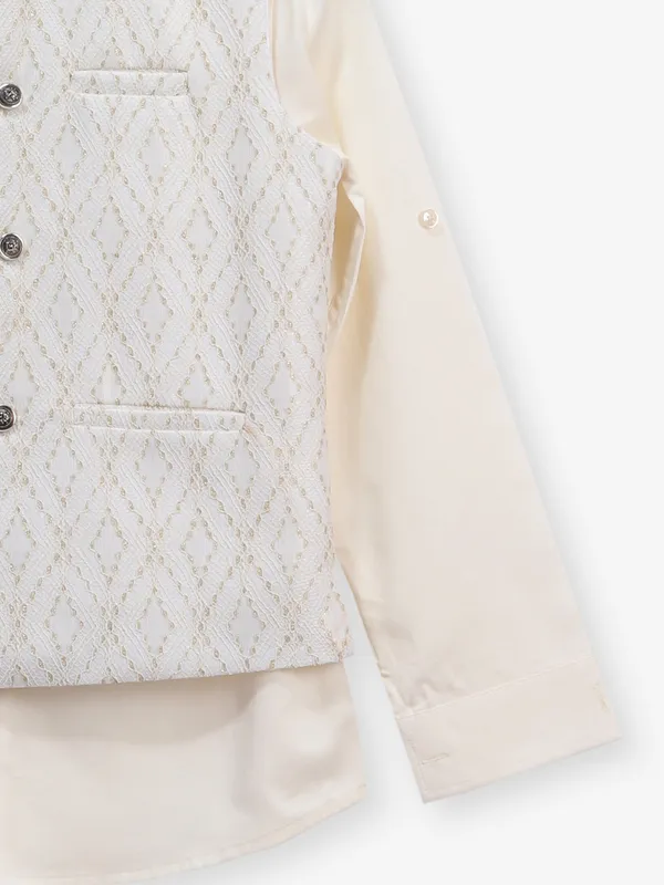 Cream waistcoat set with resham work for boys
