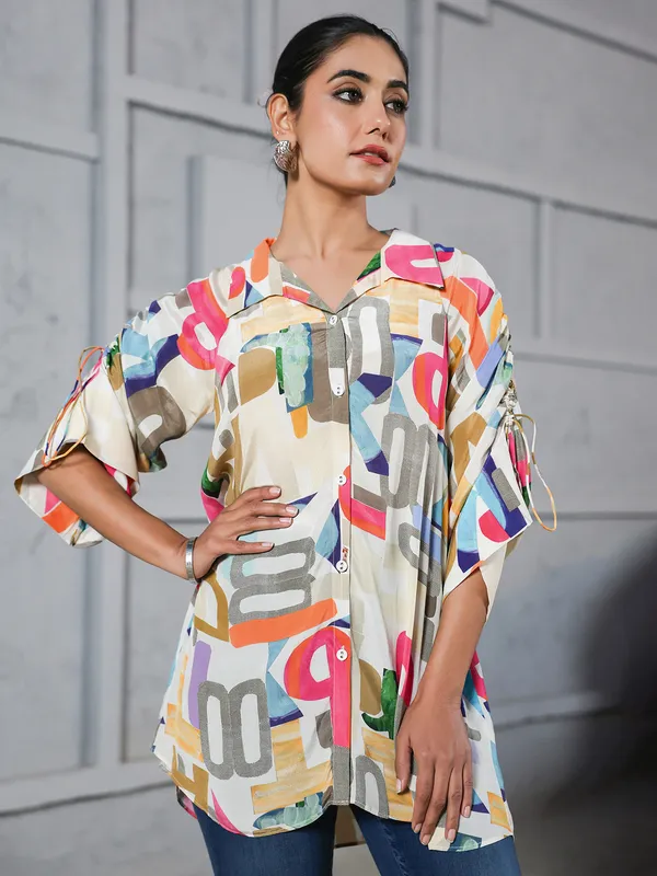 Crepe silk printed top in cream