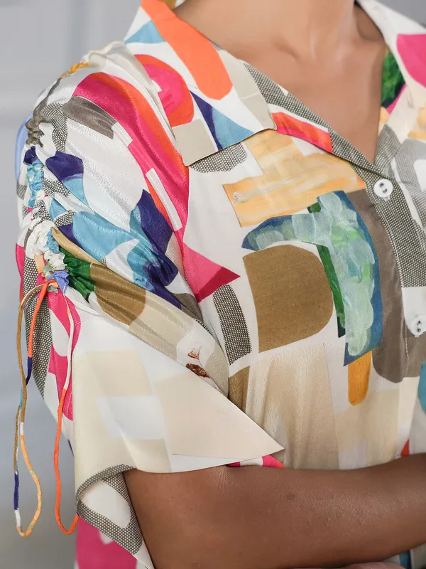 Crepe silk printed top in cream