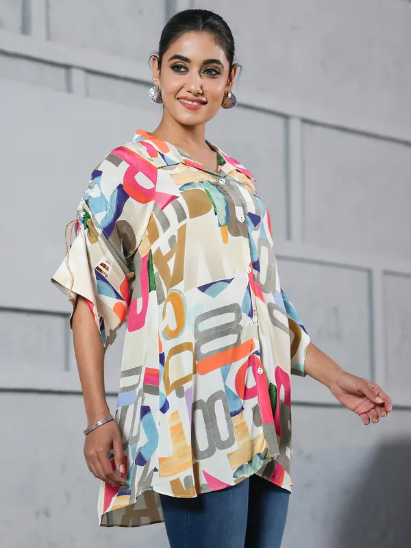 Crepe silk printed top in cream