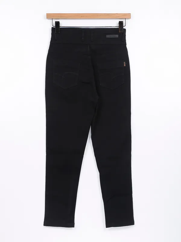 Crimsone Club black solid jeans