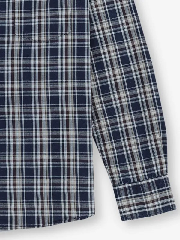 CRIMSOUNE CLUB dark blue checks shirt for men
