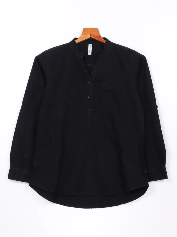 Crimsoune Club plain cotton black top