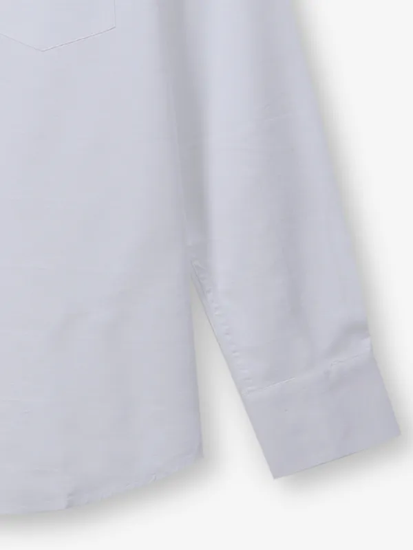 CRIMSOUNE CLUB white plain cotton shirt for mens
