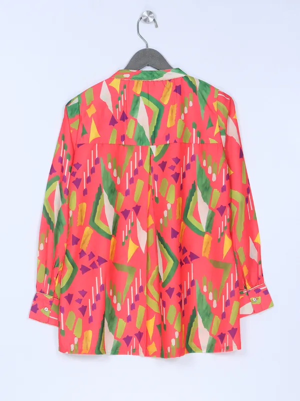 Dark pink crepe printed top