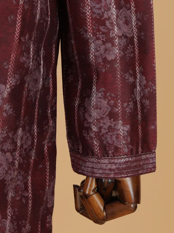 Dashing maroon cotton kurta suit for men