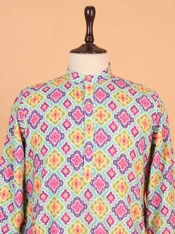 Dashing multicolor cotton kurta with print for men